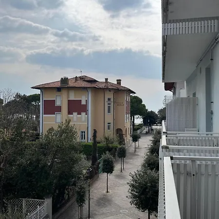 Saturnia * 格拉多